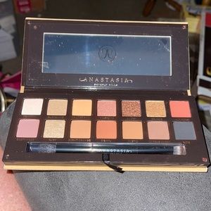 Anastasia Beverly Hills Eye Shadow Palette